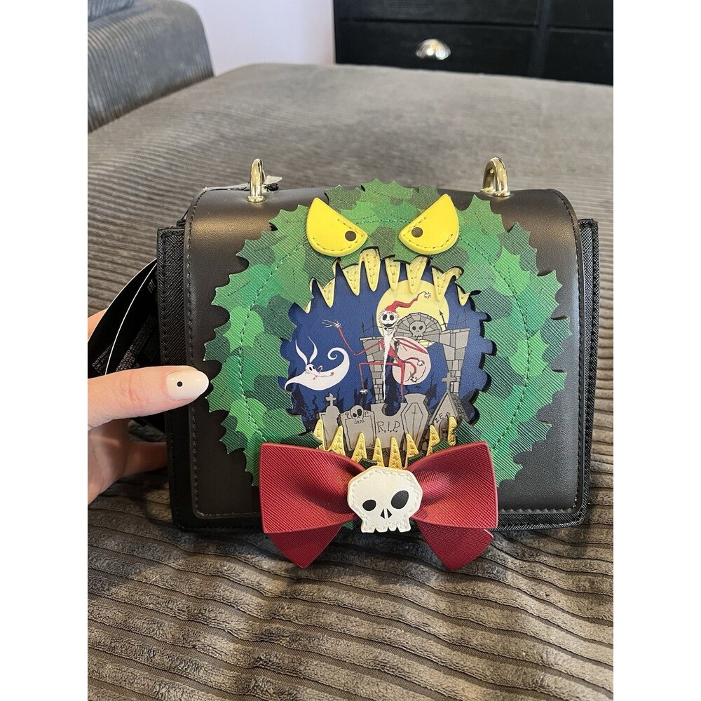 NWT Loungefly Disney Nightmare Before Christmas Wreath Crossbody Purse RARE - Picture 6 of 16